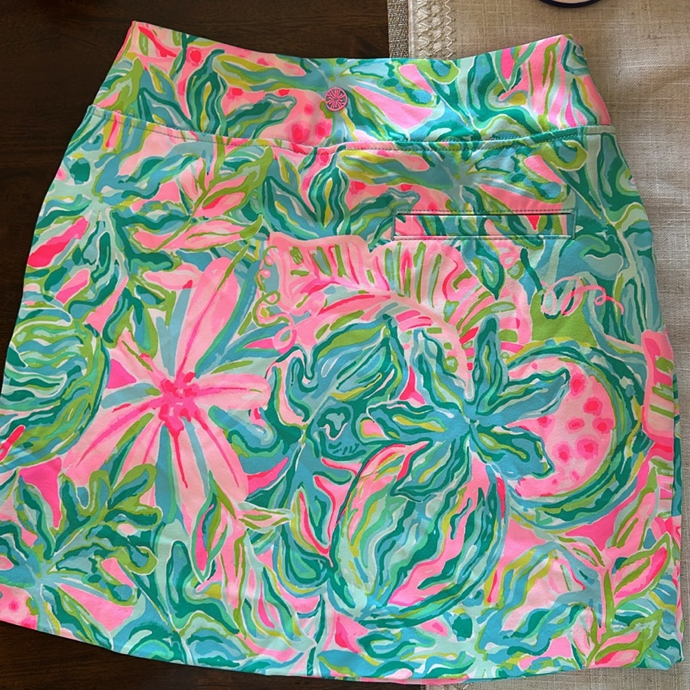 Lilly Pulitzer Skort - Picture 3 of 4
